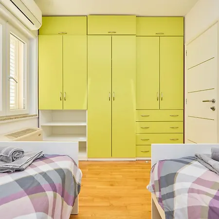 Blueview Apartment