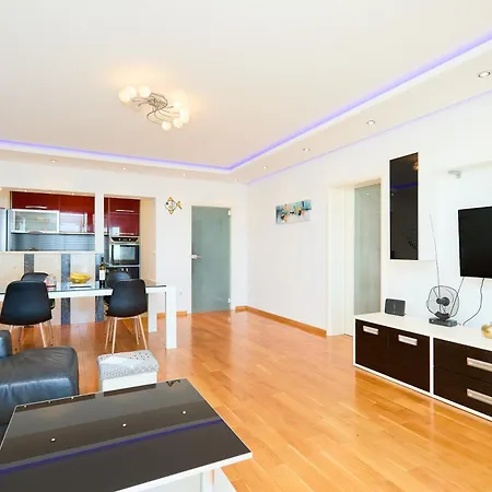 Apartment Blueview